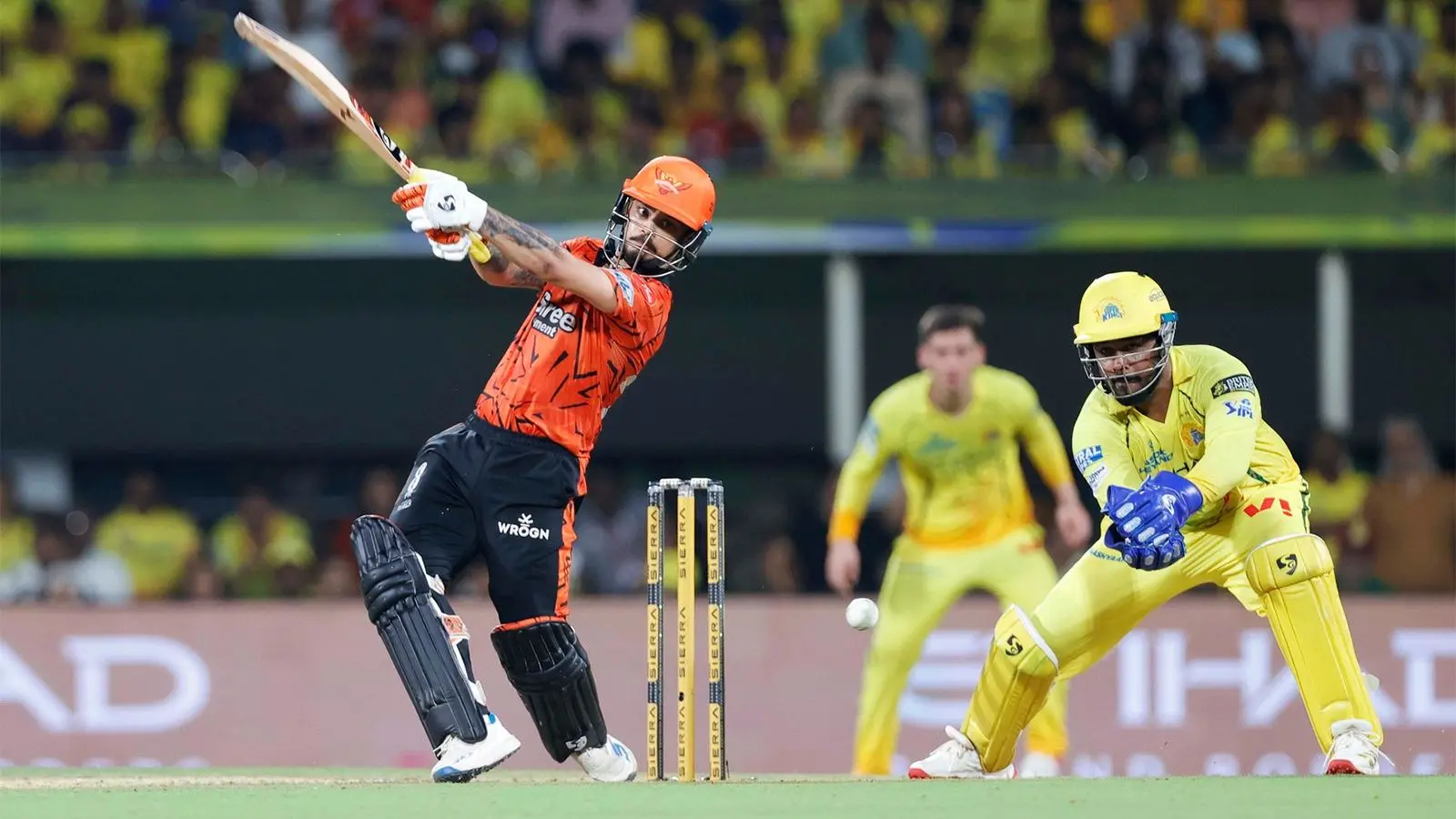 Sunrisers Hyderabad players celebrate after defeating Chennai Super Kings with smart slower-ball bowling tactics in IPL 2026.